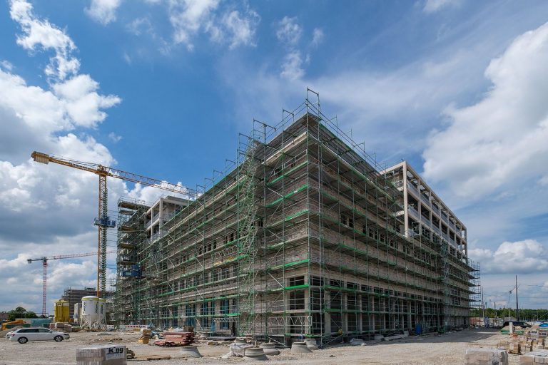 Baustelle Außenansicht, Schulstandort Süd Neufreimann